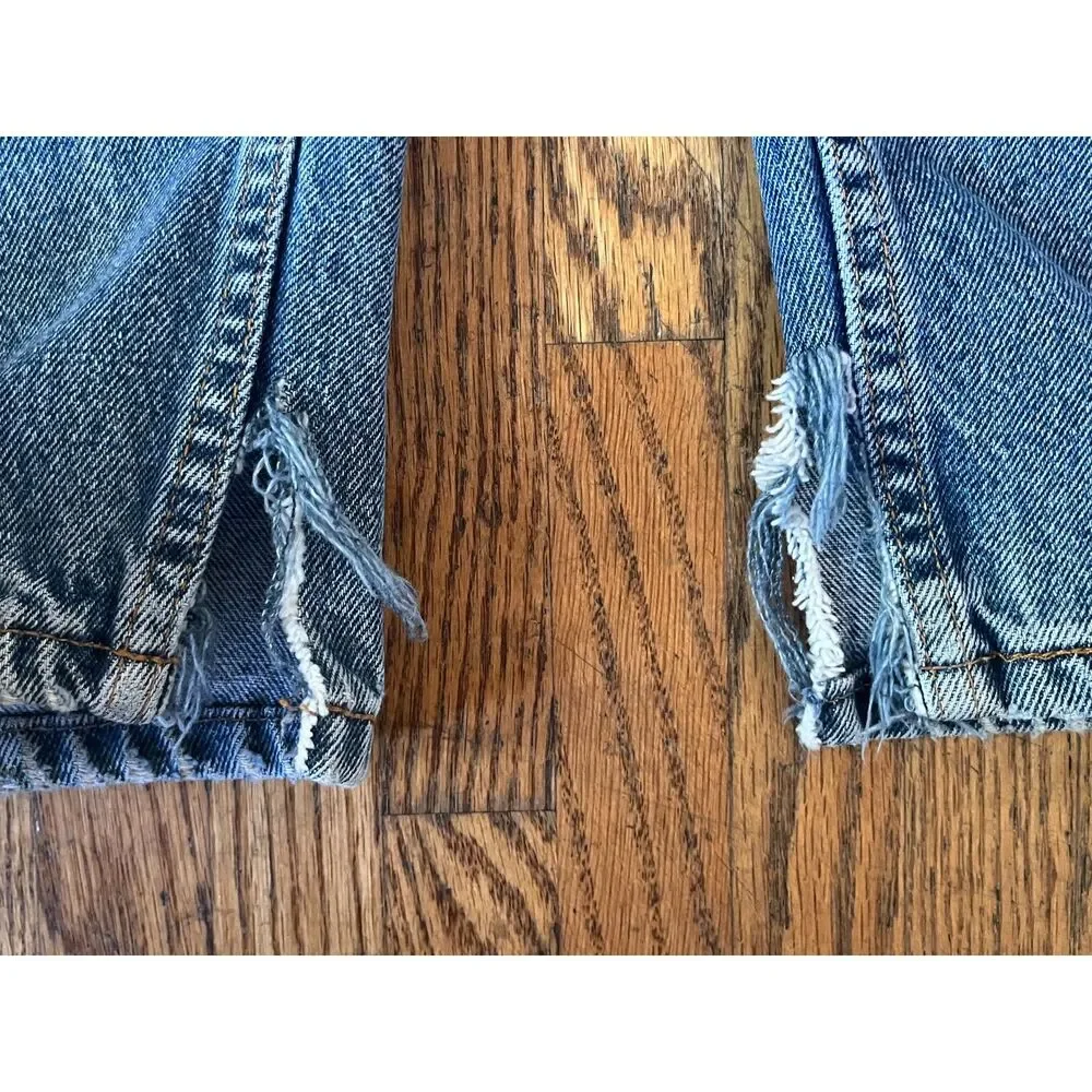 Vintage  Levi's 560 Classic Blue Denim Jeans Pants Trousers  Mens Size 36 x 30